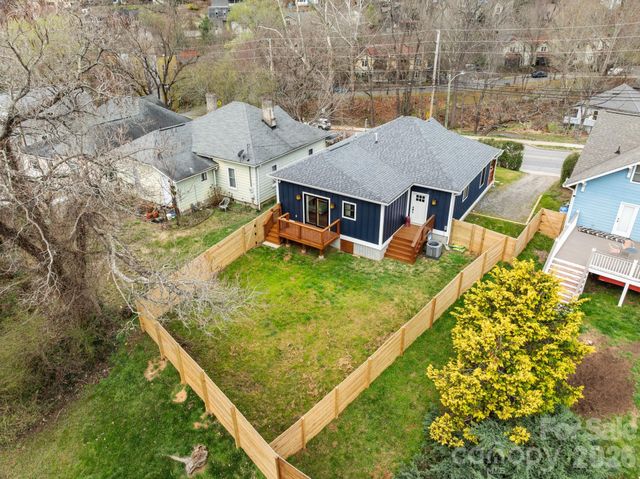 102 Clingman Avenue, Asheville, NC 28801