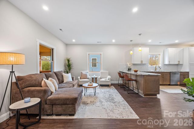 102 Clingman Avenue, Asheville, NC 28801