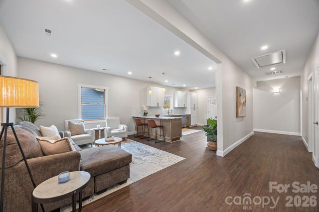 102 Clingman Avenue, Asheville, NC 28801