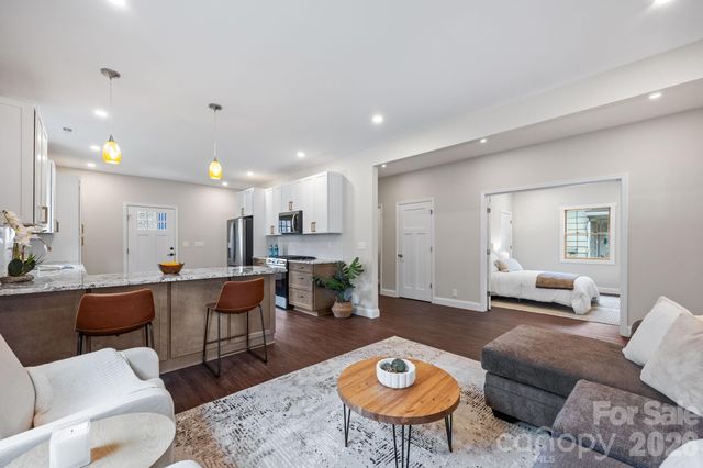 102 Clingman Avenue, Asheville, NC 28801