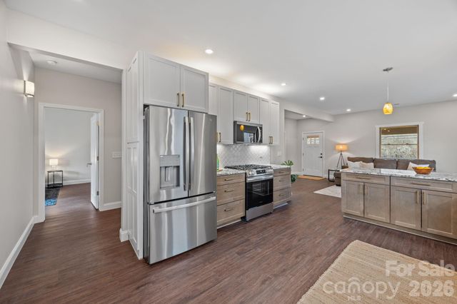 102 Clingman Avenue, Asheville, NC 28801