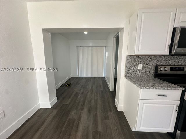 821 NW 20th Ave 821, Miami, FL 33125