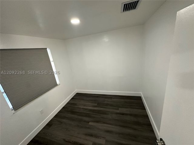 821 NW 20th Ave 821, Miami, FL 33125