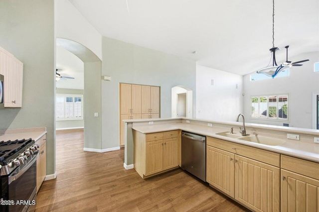 460 E ARABIAN Drive, Gilbert, AZ 85296