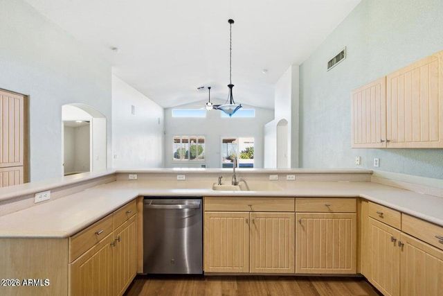 460 E ARABIAN Drive, Gilbert, AZ 85296