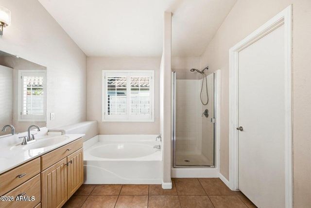 460 E ARABIAN Drive, Gilbert, AZ 85296