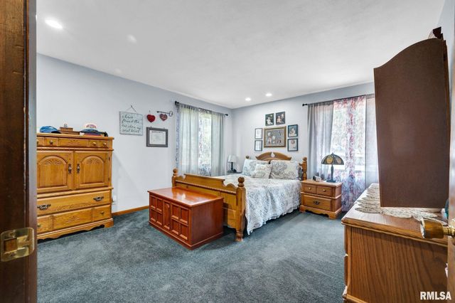 111 HERMAN Street, East Peoria, IL 61611