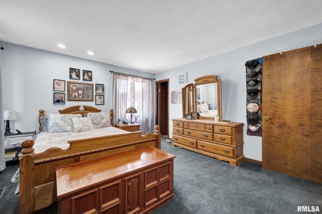 111 HERMAN Street, East Peoria, IL 61611