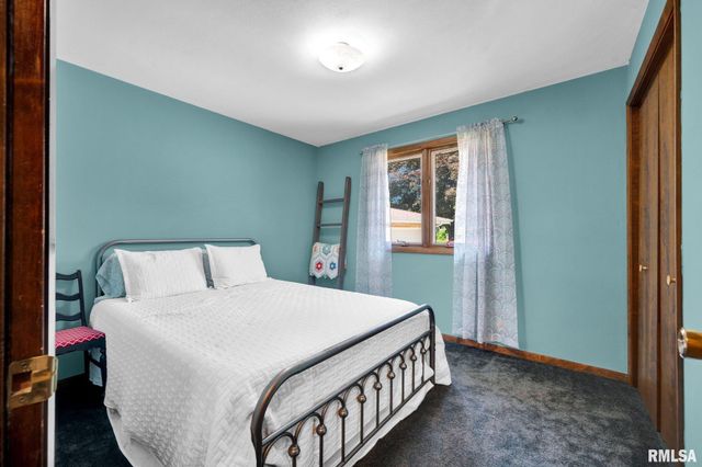 111 HERMAN Street, East Peoria, IL 61611
