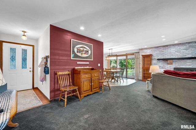 111 HERMAN Street, East Peoria, IL 61611