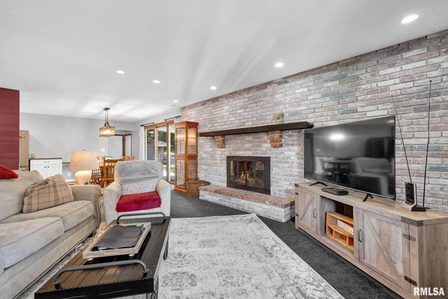 111 HERMAN Street, East Peoria, IL 61611