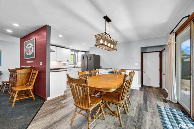 111 HERMAN Street, East Peoria, IL 61611