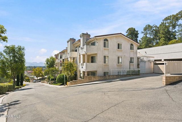 2913 Antonio Drive 104, Camarillo, CA 93010