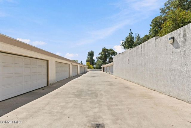 2913 Antonio Drive 104, Camarillo, CA 93010