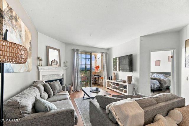 2913 Antonio Drive 104, Camarillo, CA 93010