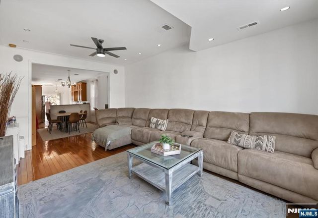 214 Columbus Place, Cliffside Park, NJ 07010