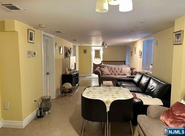 214 Columbus Place, Cliffside Park, NJ 07010