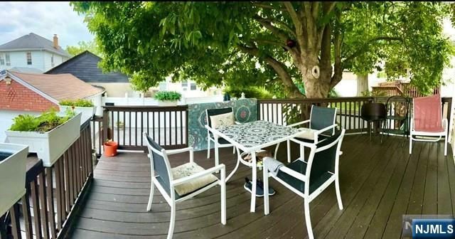 214 Columbus Place, Cliffside Park, NJ 07010