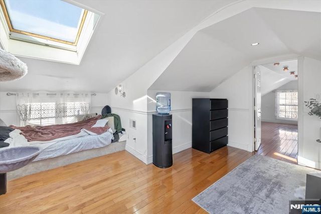 214 Columbus Place, Cliffside Park, NJ 07010