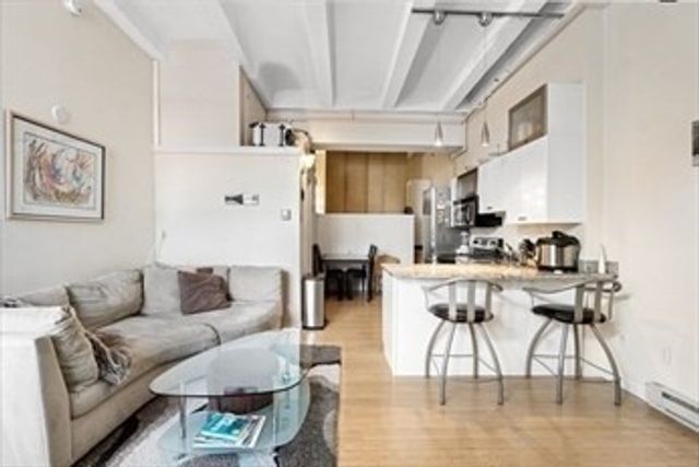 12 Stoneholm Street 524, Boston, MA 02115
