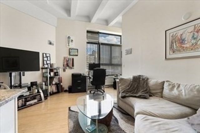 12 Stoneholm Street 524, Boston, MA 02115