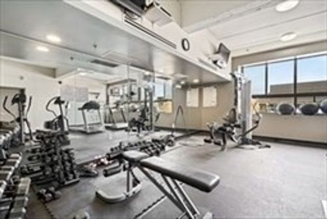 12 Stoneholm Street 524, Boston, MA 02115