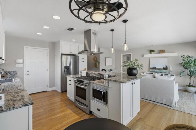 3430 Newson Ct, Sacramento, CA 95820