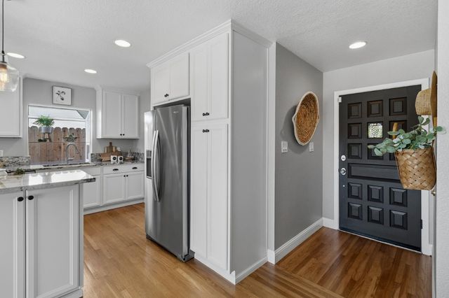 3430 Newson Ct, Sacramento, CA 95820