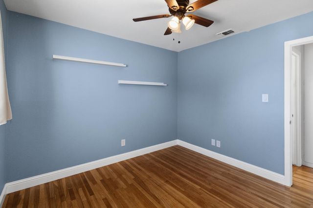 3430 Newson Ct, Sacramento, CA 95820