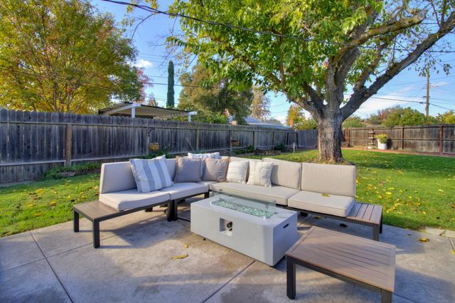 3430 Newson Ct, Sacramento, CA 95820