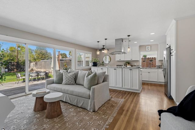 3430 Newson Ct, Sacramento, CA 95820