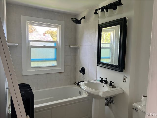 210 Ruhamah Avenue, Onondaga, NY 13205