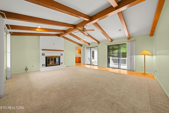 238 Lakeview Drive, Crossville, TN 38558