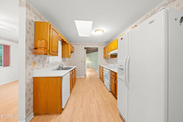 238 Lakeview Drive, Crossville, TN 38558