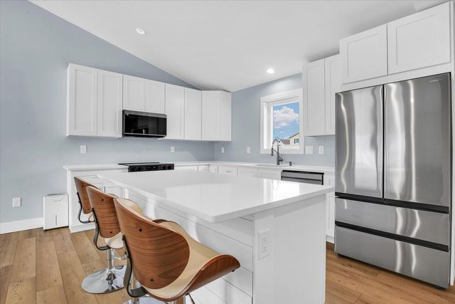 313 E Overton Street, Tuscola, IL 61953