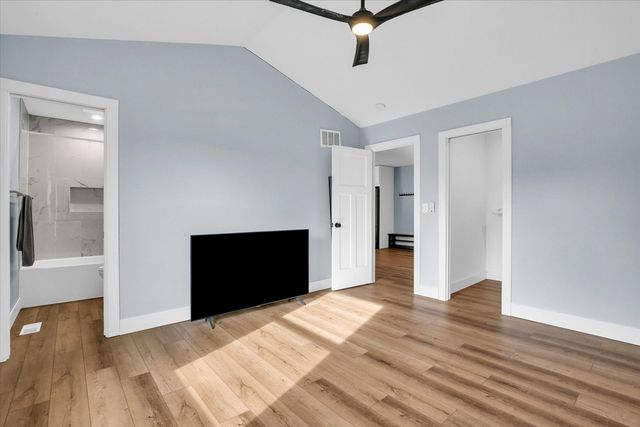 313 E Overton Street, Tuscola, IL 61953