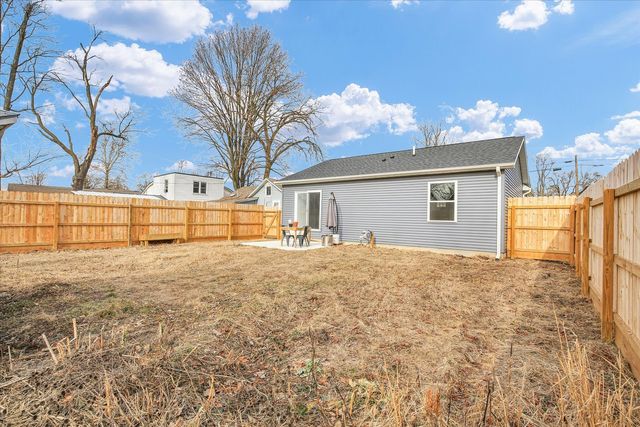 313 E Overton Street, Tuscola, IL 61953