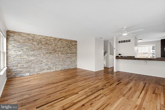 74 THREE RIVERS DR, Newark, DE 19702