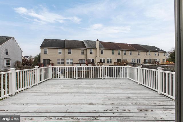 74 THREE RIVERS DR, Newark, DE 19702