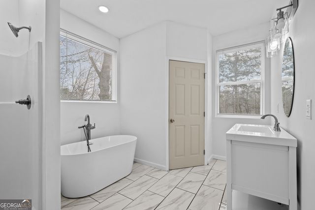 657 Summit Lane, Ellijay, GA 30540