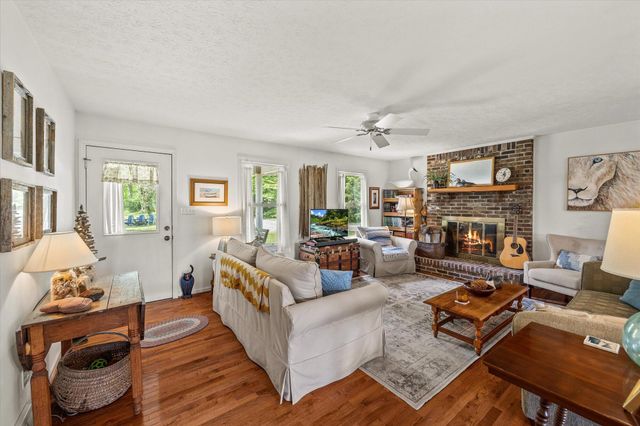 2430 Burkesville Road, Albany, KY 42602