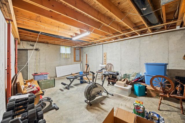 2430 Burkesville Road, Albany, KY 42602