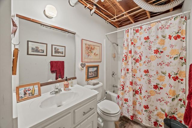 2430 Burkesville Road, Albany, KY 42602