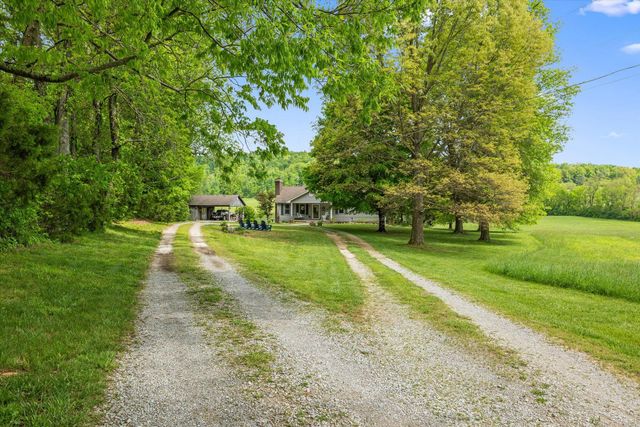 2430 Burkesville Road, Albany, KY 42602