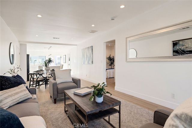 1544 W 215th Street, Torrance, CA 90501