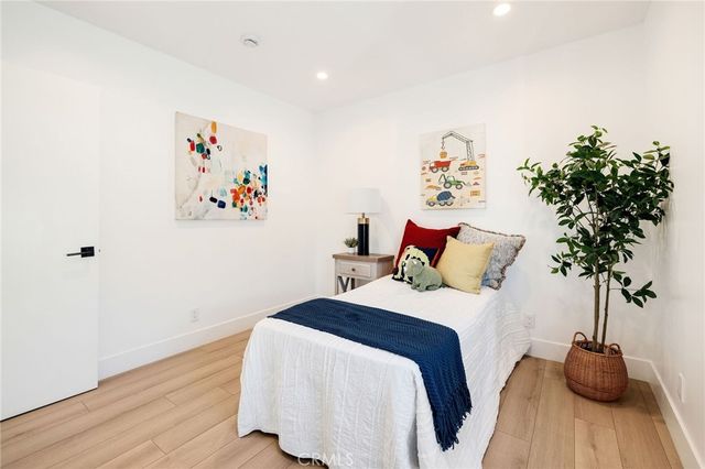 1544 W 215th Street, Torrance, CA 90501