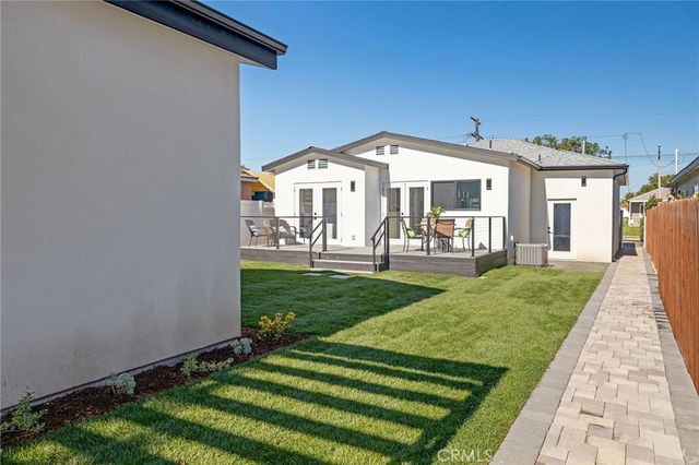 1544 W 215th Street, Torrance, CA 90501