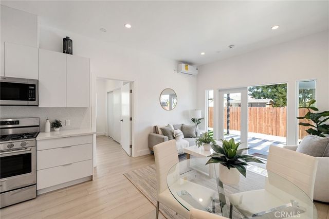 1544 W 215th Street, Torrance, CA 90501