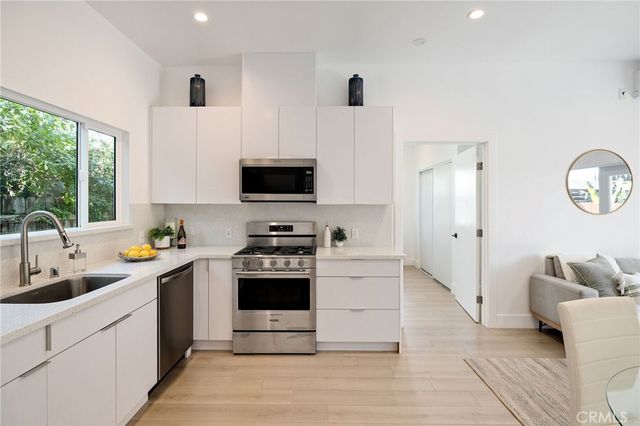 1544 W 215th Street, Torrance, CA 90501