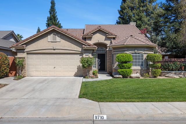 9710 N Price Avenue, Fresno, CA 93720